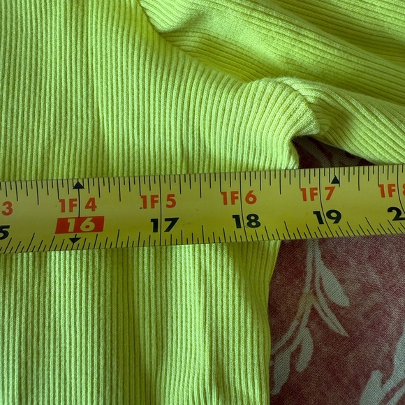 NWT Universal Thread by Target  Chartreuse Ribbed Pullover SZ XXL - Picture 9 of 9